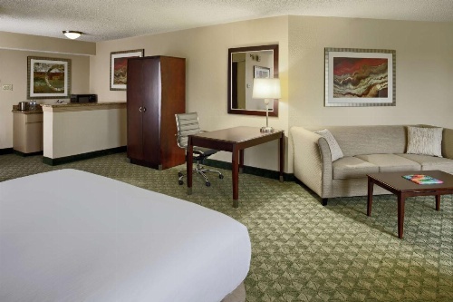 DoubleTree By Hilton Hotel San Antonio Downtown image 16