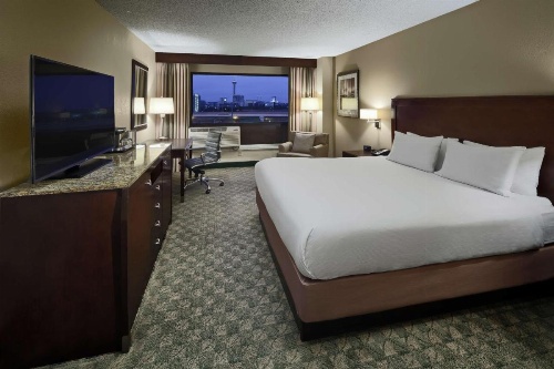 DoubleTree By Hilton Hotel San Antonio Downtown image 20